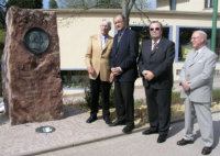 Von links: Bürgermeister Gerhard Vogel, Fürst v. Bismarck, Herbert Richter, Karl-Heinz Bertsch.
