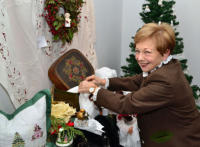 Elisabeth Aberger legt letzte Hand an.
